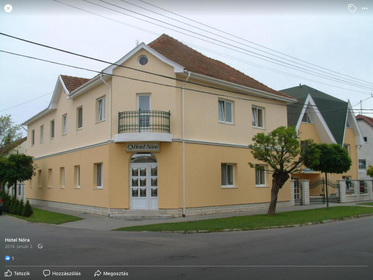 Hotel Nora Hajduszoboszlo Exterior photo